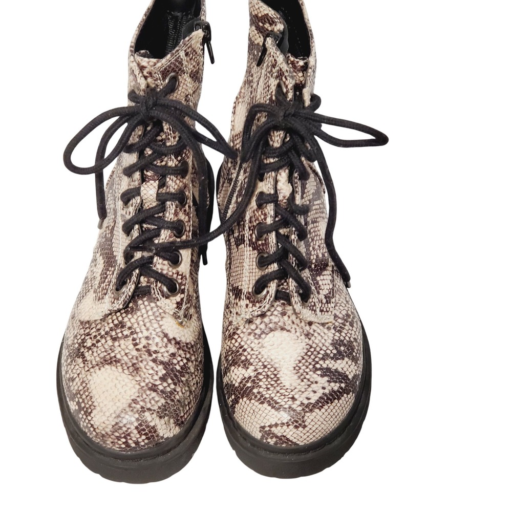Soda Womens Snakeskin Print Combat Boots Lace Up Side Zip Lug Sole Size 7.5